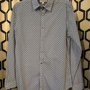 Express Men’s Blue Micro-Geometric Pattern Button-Down Shirt
